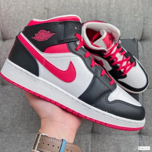 ❤️🖤 Air Jordan 1 Mid Black Red Shoes