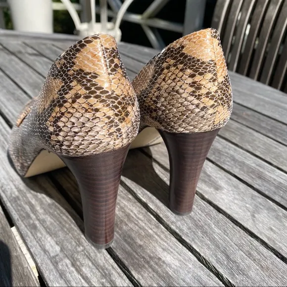 🍂 FRANCO SARTO PEEP TOE SNAKESKIN TAN PUMPS!