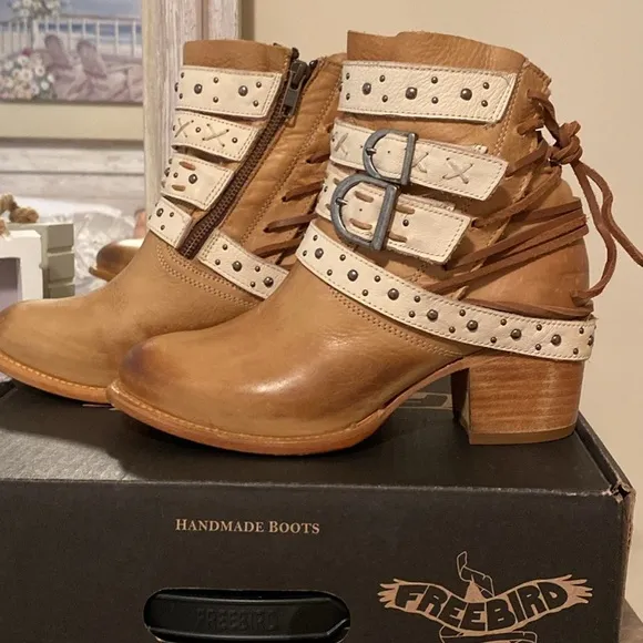 🔥🔥 Freebird by Steven Caspian Western Boho Booties Boots | Size 8