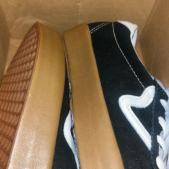 👅 🛹 👅• VANS x Keep It Simple Vibes • 🛹🫦🛹