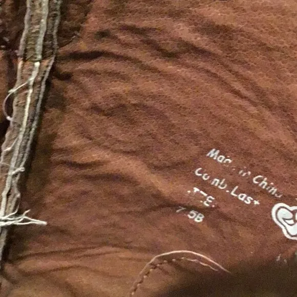 - Vintage Justin Cowboy Boots