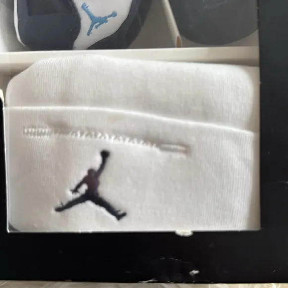 2018 Nike Jordan 11 Retro Gift PackCONCORD Sz 2C