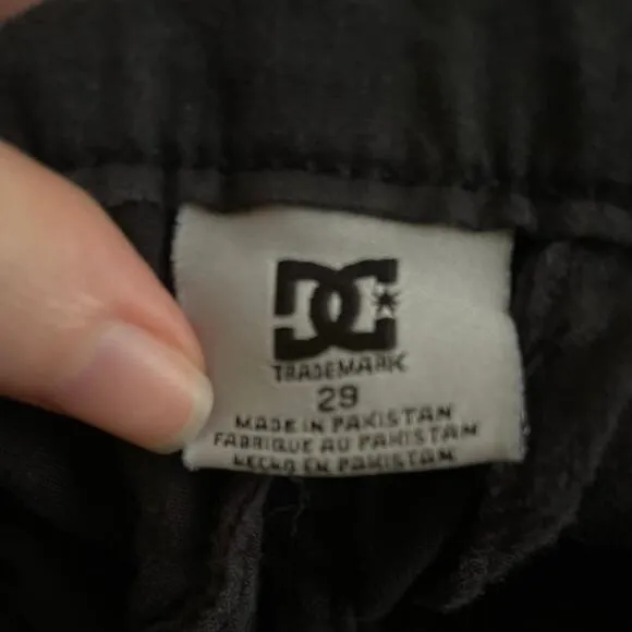 (4) Y2K DC Shoes 29 men short capris black bundle classic summer goth minimal