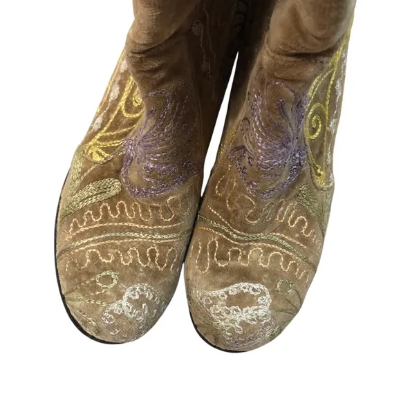 7 Hills Living Tapestry Cuban Style Boots Sz 39 Handmade Tall Heeled Boho Gypsy