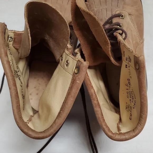 70s Vintage Tan Leather Lace-up Round Toe Low Heel Ankle Kiltie Boots Booties 9