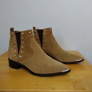8.5‎ Marc Fisher LTD Studded Leather Western Ankle Boots