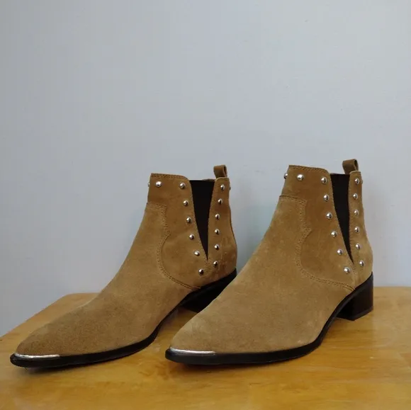 8.5‎ Marc Fisher LTD Studded Leather Western Ankle Boots