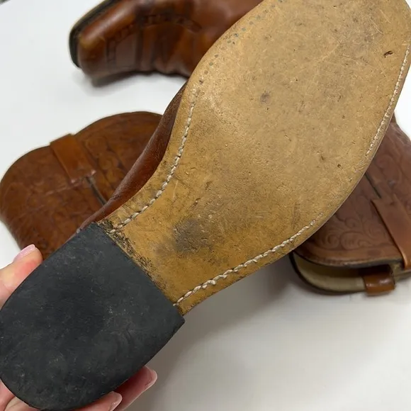 Acme vintage brown tooled leather cowboy western boots