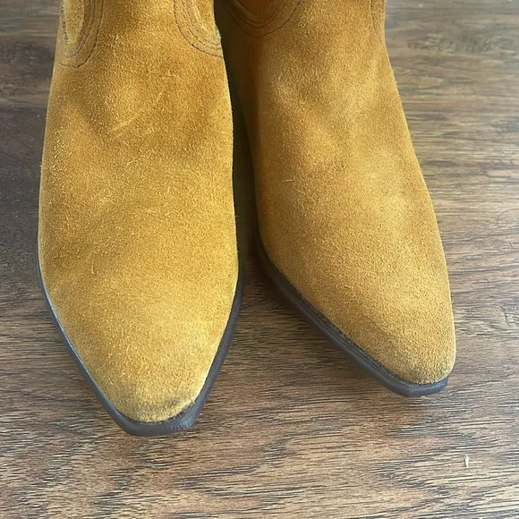 Acme vintage mustard suede cowboy boots