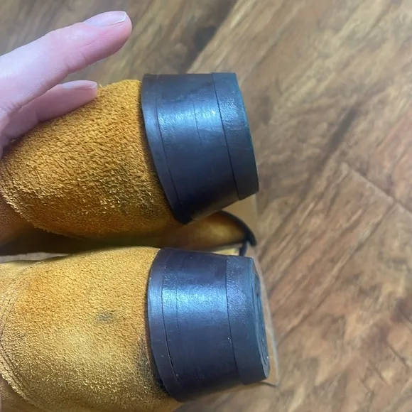 Acme vintage mustard suede cowboy boots
