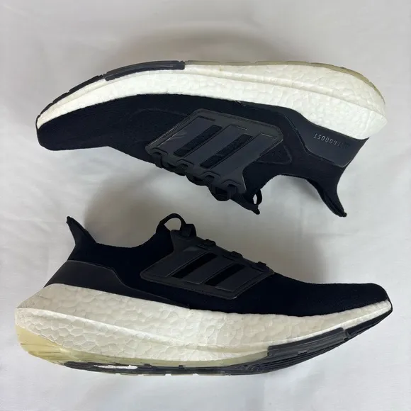 Adidas Men's Ultraboost Athletic Sneakers Comfort Running Shoes Black Sz 9.5