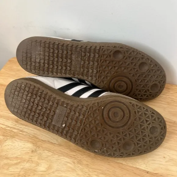 Adidas Men's White and Gray Sneakers