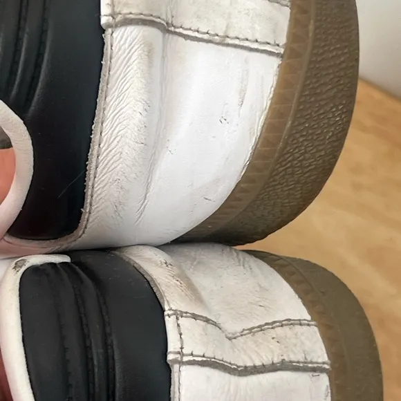Adidas Men's White and Gray Sneakers