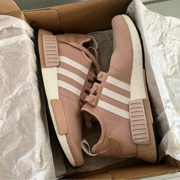 Adidas NMD_R1 Sneakers Ash Pearl size 8.5