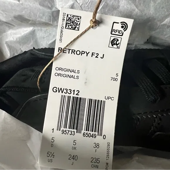 Adidas Original Retropy F2J CBlack/FTWWHT NOIESS Kid Size 5