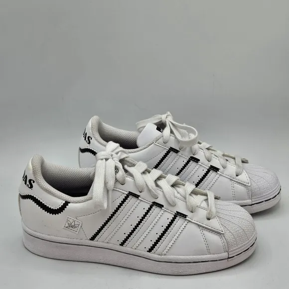 Adidas Originals Superstar thin stripe  sneakers size 4