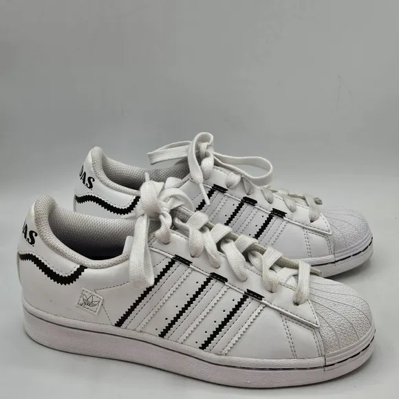 Adidas Originals Superstar thin stripe  sneakers size 4