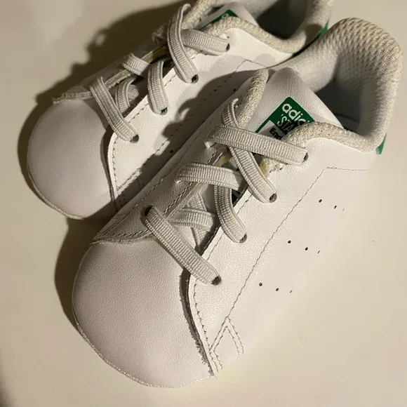adidas Stan Smith Crib Shoes.