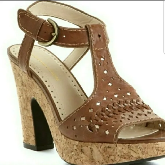 Adrienne Vittadini Revolve platform leather cork sandals 7.5