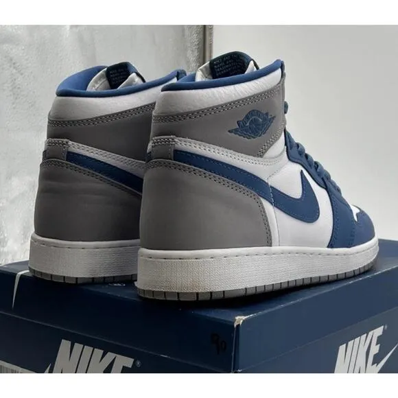Air Jordan 1 High Retro OG UNC Shoes FD1437 Boys Size 7 Worn Once Fast Ship