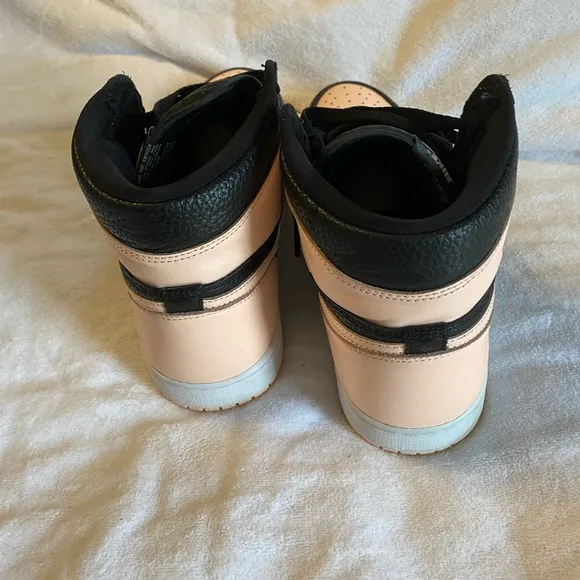 Air Jordan 1 Retro High OG Black and Crimson Tint