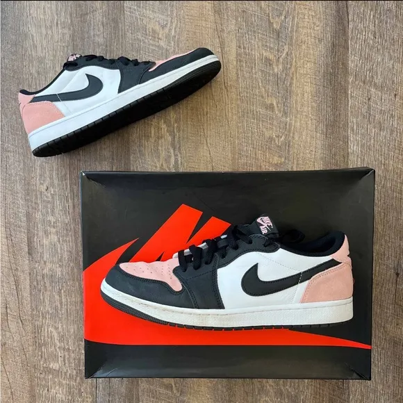 Air Jordan 1 Retro Low OG Bleached Coral