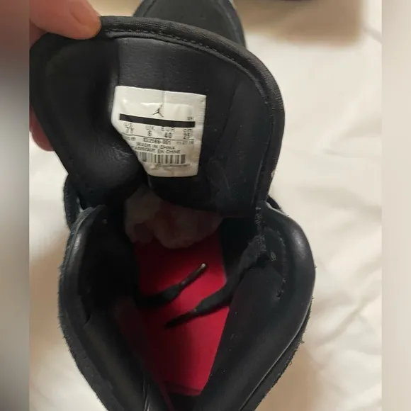 Air Jordan 1 retro shoes