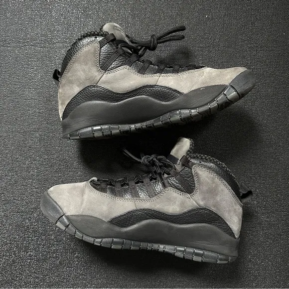 Air Jordan 10 Retro Shadow Shoes Sneakers Men’s Size 10