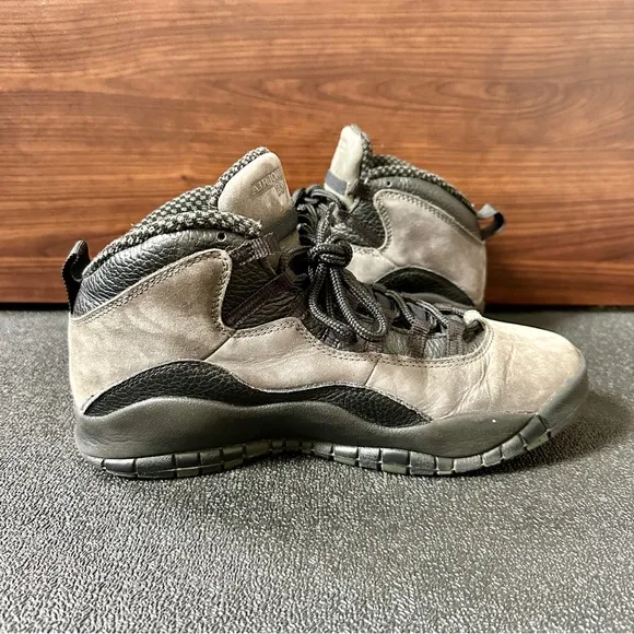 Air Jordan 10 Retro Shadow Shoes Sneakers Men’s Size 10