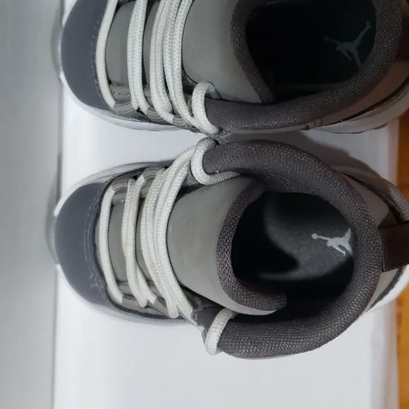 Air Jordan 11 retro “cool grey” size 4c Nike 378040-005 Basketball Shoe 2021 EUC