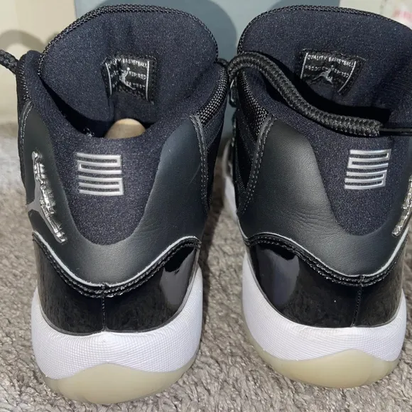 Air Jordan 11 Retro (GS) 7y