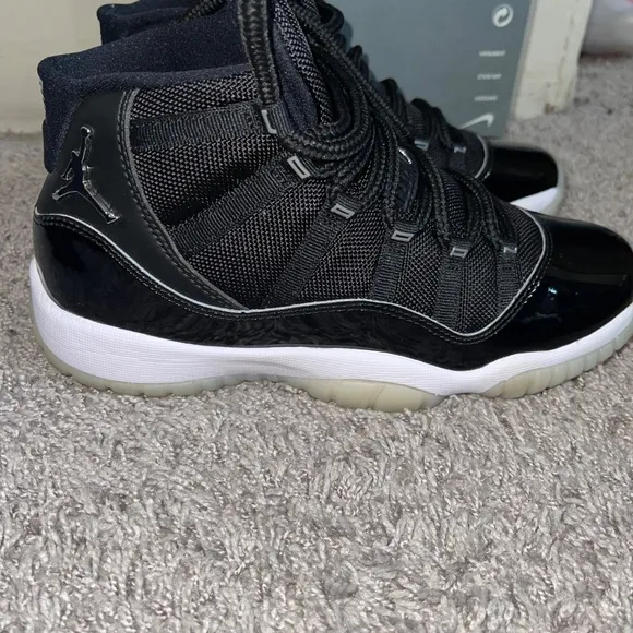 Air Jordan 11 Retro (GS) 7y