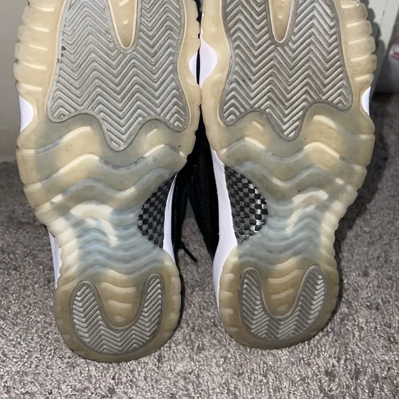 Air Jordan 11 Retro (GS) 7y