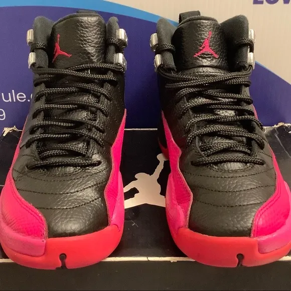 Air Jordan 12 Retro Black Deadly Pink Kids 5y