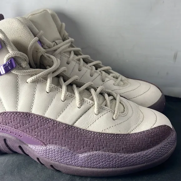 Air Jordan 12 Retro GS 'Pro Purple' GS shoes Size 5.5Y