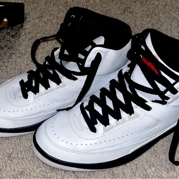 Air Jordan 2 Chicago Retro Shoes 6.5Y Women 8
