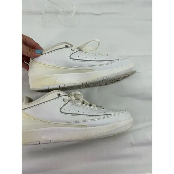 Air Jordan 2 Retro Low 2005 White Varsity Maize Youth 5.5
