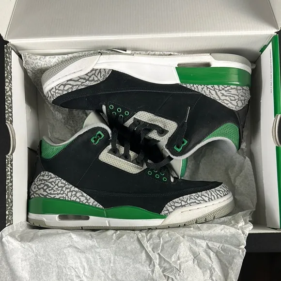 AIR JORDAN 3 RETRO BLACK/PINE GREEN-SILVER-WHITE