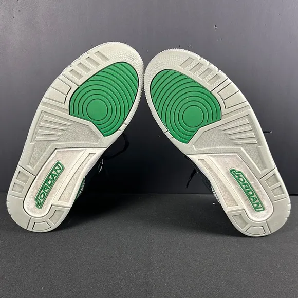 AIR JORDAN 3 RETRO BLACK/PINE GREEN-SILVER-WHITE