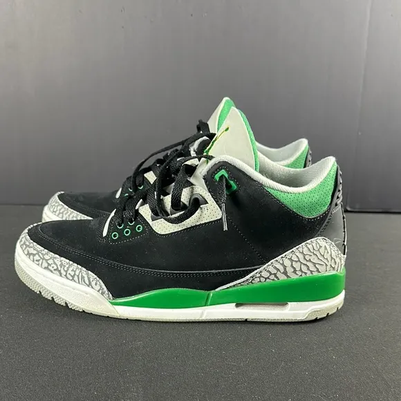 AIR JORDAN 3 RETRO BLACK/PINE GREEN-SILVER-WHITE