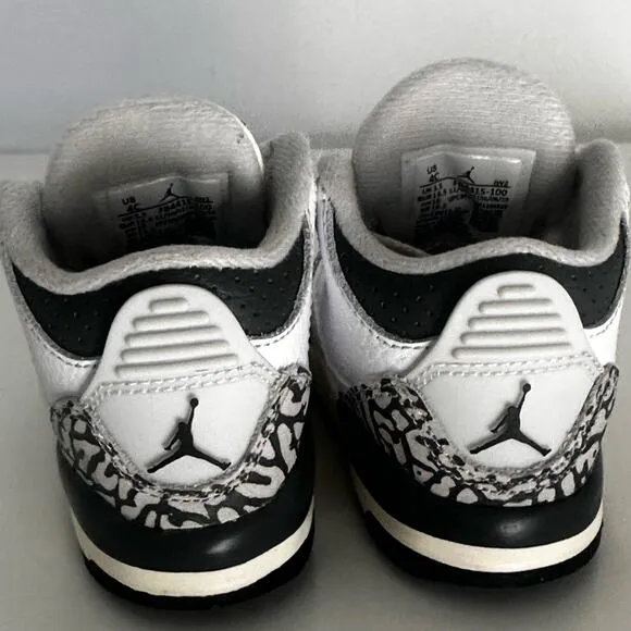 AIR JORDAN 3 RETRO HIDE N’ SNEAKINFANT/TODDLER LIFESTYLE SHOES