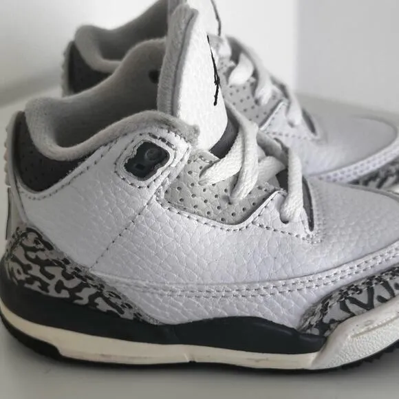 AIR JORDAN 3 RETRO HIDE N’ SNEAKINFANT/TODDLER LIFESTYLE SHOES