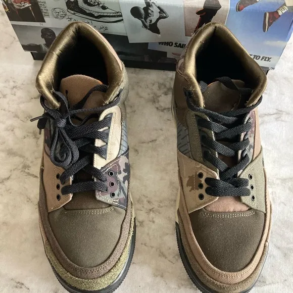 Air Jordan 3 Retro SE patchwork camo shoes  size 8.5