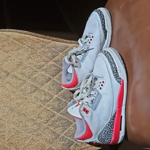 Air Jordan 3 Retro White/Fire Red Lace Up Sneakers Shoes Multicolor