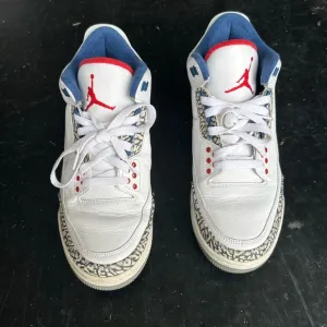 Air Jordan 3 “True Blue” 2016 retro