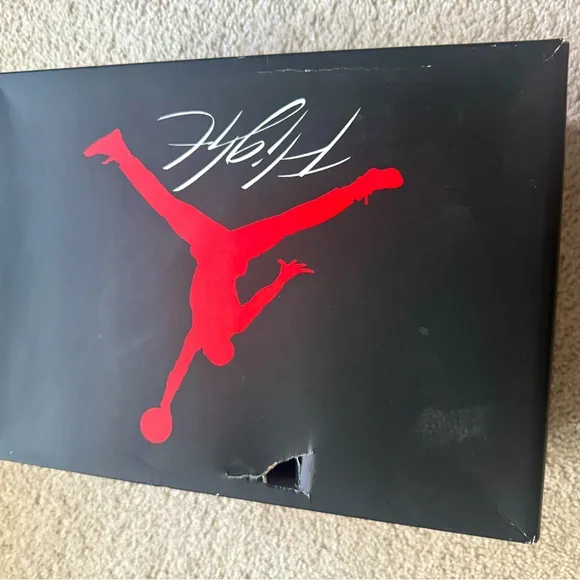 Air Jordan 4 Retro GS LIKE NEW WITH BOX