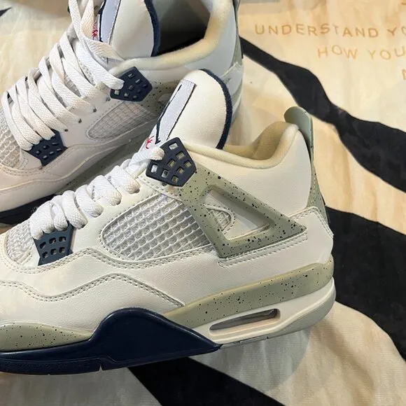 Air Jordan 4 Retro Midnight Navy Basketball Shoes