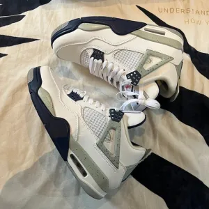 Air Jordan 4 Retro Midnight Navy Basketball Shoes