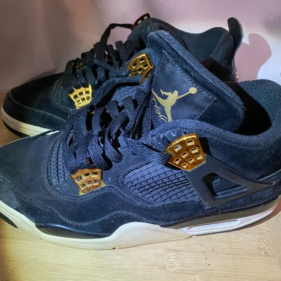 Air Jordan 4 Retro Royalty 308497-032 Black/Metallic Gold Men's - Size 8
