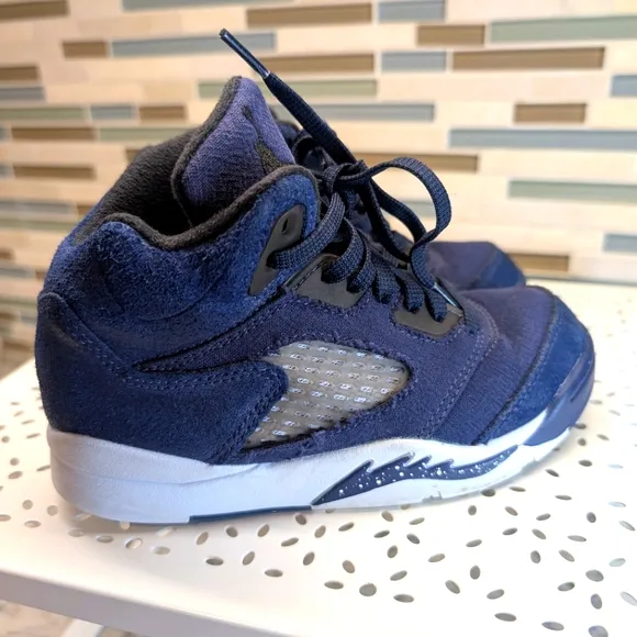 Air Jordan 5  Retro Georgetown Midnight Navy Child Size 12C Shoes FN5453-400